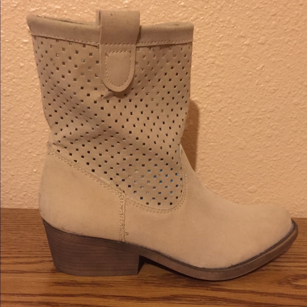 Cute ankle boots